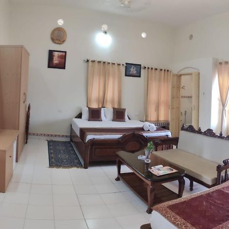 Shiva Ganges View Guest House فاراناسي المظهر الخارجي الصورة
