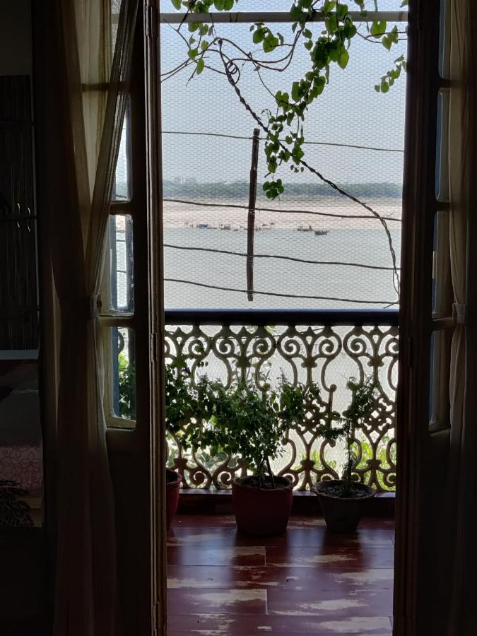 Shiva Ganges View Guest House فاراناسي المظهر الخارجي الصورة
