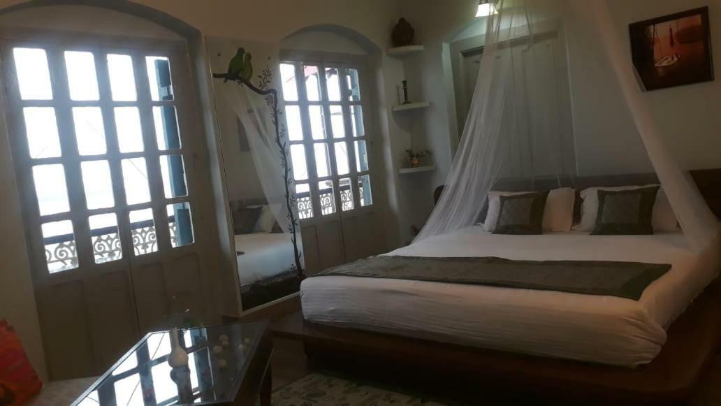 Shiva Ganges View Guest House فاراناسي المظهر الخارجي الصورة